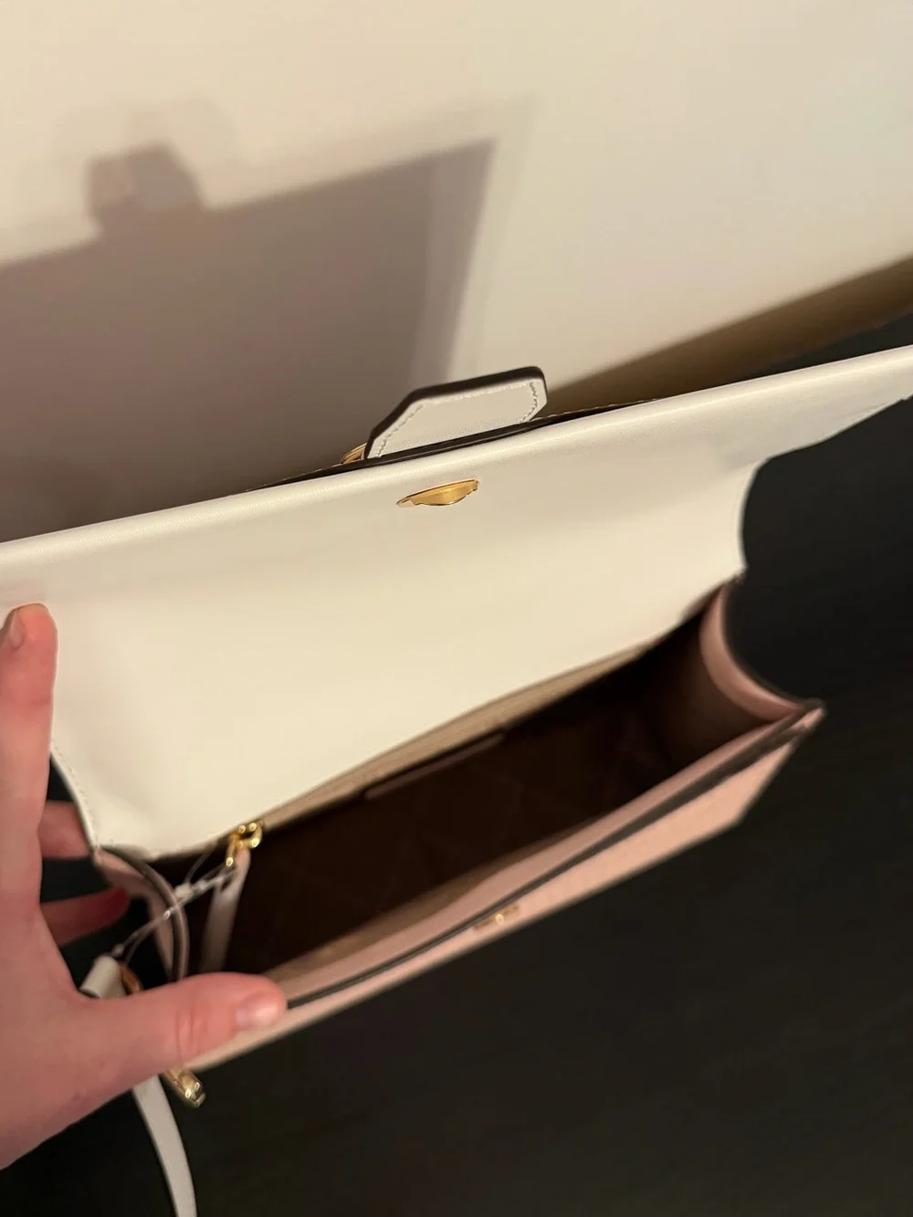 Michael Kors Satchel - Picture 5 of 16